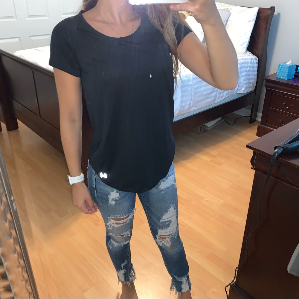 Black workout top